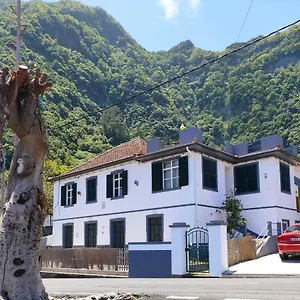 arco-de-sao-jorge-guesthouse.madeira-islandshotels.com/